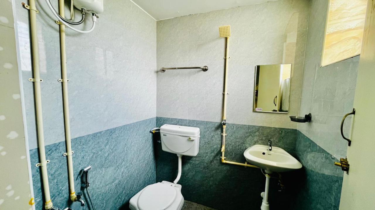 Hotel Star Nivas, Srirangam Tiruchirappalli Екстер'єр фото
